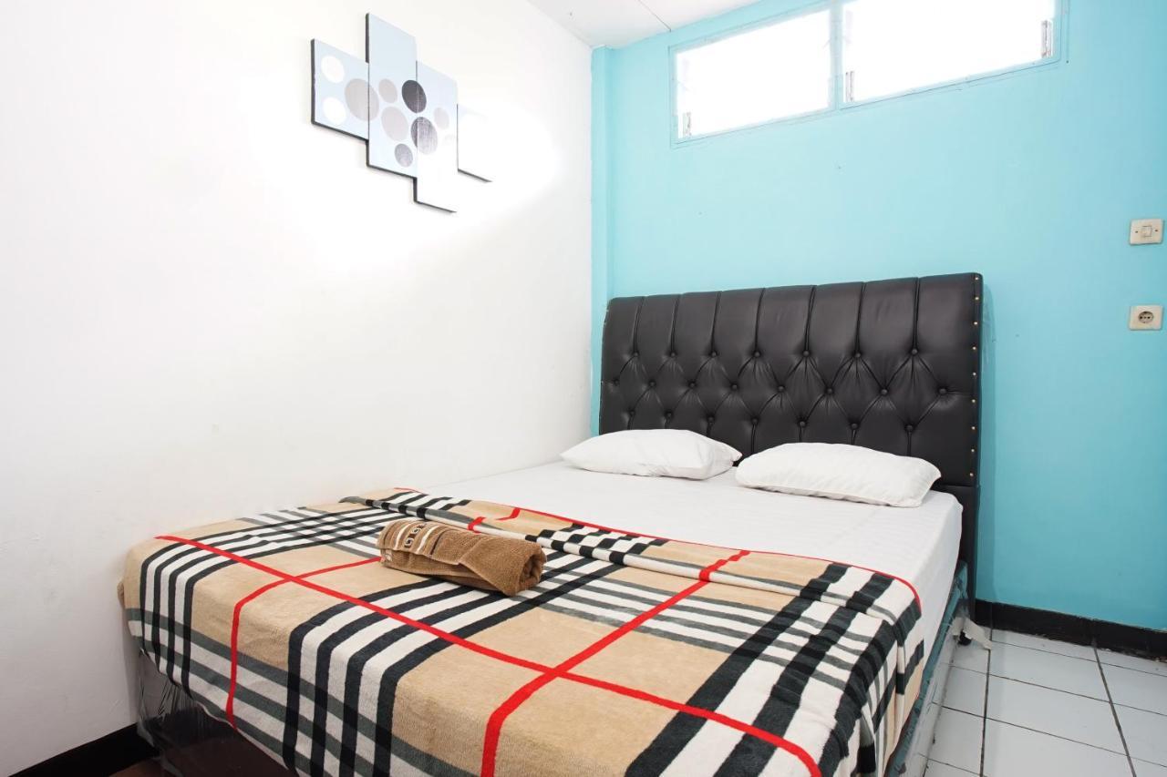 Ostello Zenrra Backpacker Bandung Esterno foto